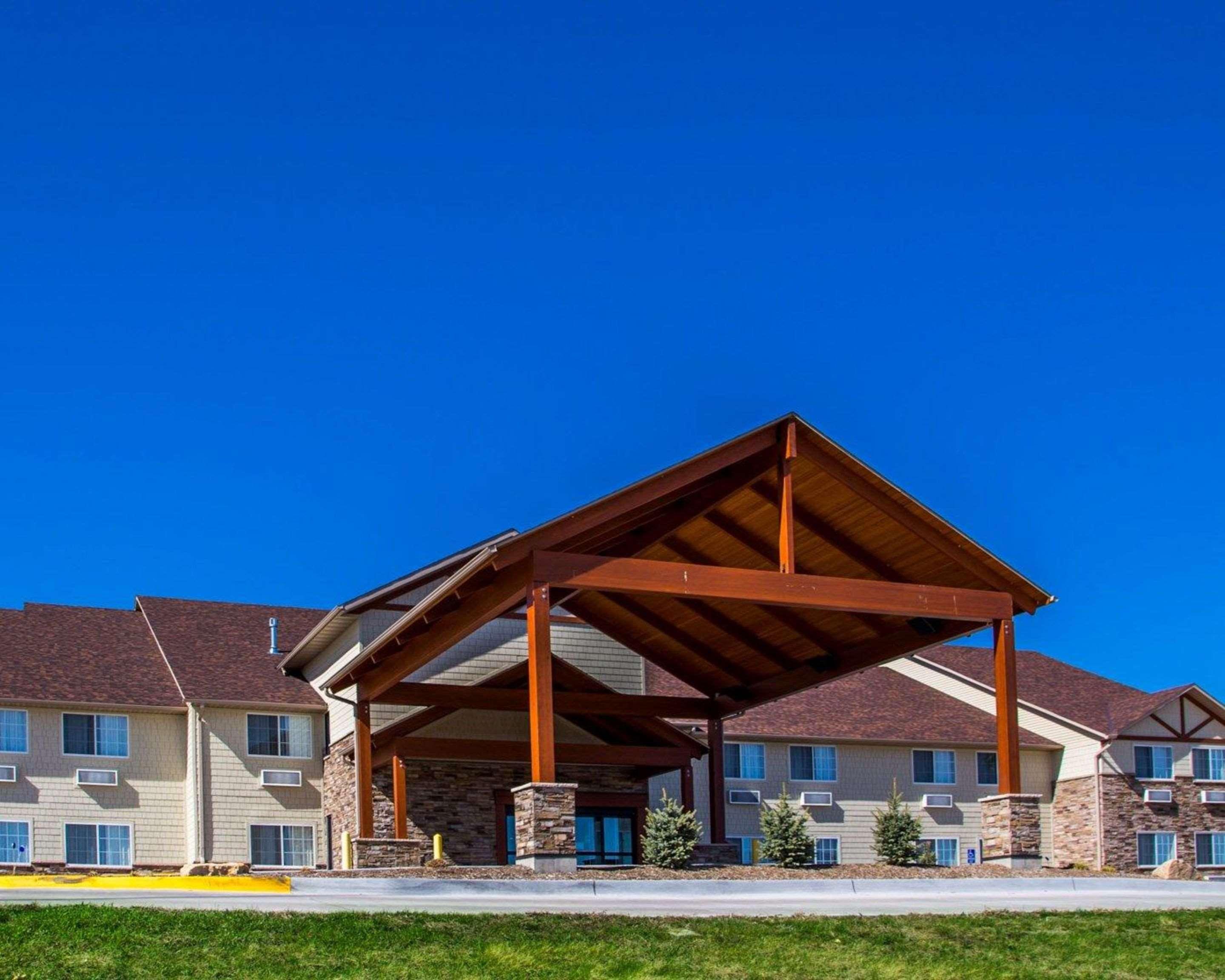 Comfort Inn & Suites Riverview Near Davenport And I-80 Le Claire Екстериор снимка