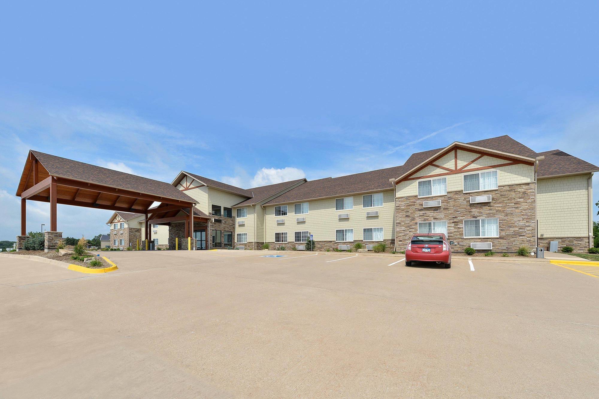 Comfort Inn & Suites Riverview Near Davenport And I-80 Le Claire Екстериор снимка